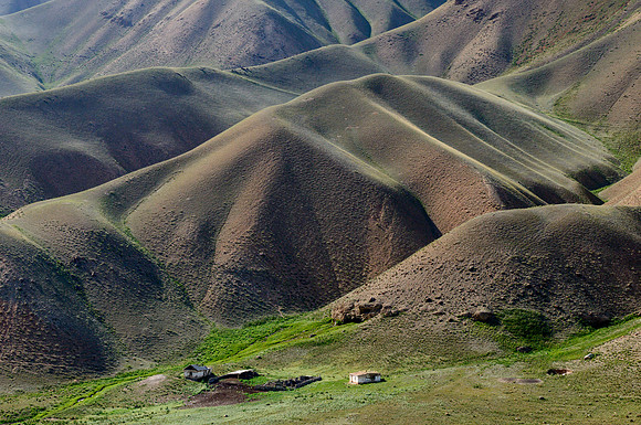Winter Farmstead, Eki-Naryn Gorge