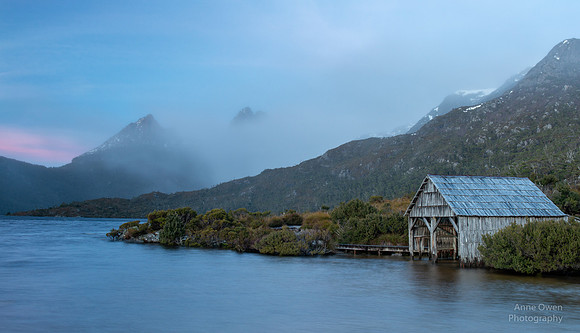 Boathouse at Dawn, Cradle Mountain NP